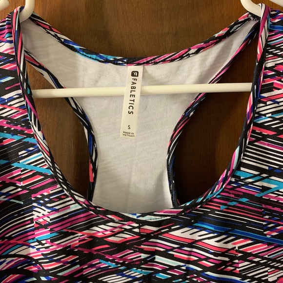 Fabletics Racerback Athletic Tank w/Mesh Panel⭐️ - Picture 2 of 5